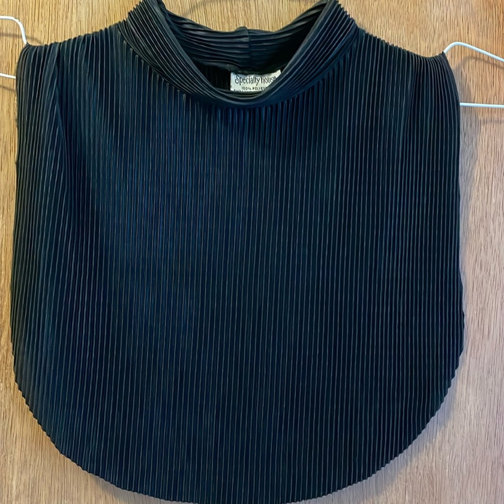 Specialty House Dickie Mock Turtleneck Exclusive Of Decoration!